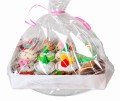 gift-box-with-homemade-cakes-cupcakes-muffins-decorated-christmas-style kopia.jpg