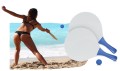 kobieta-w-bikini-gra-w-tenisa-na-piaszczystej-plazy-niebieski.jpg